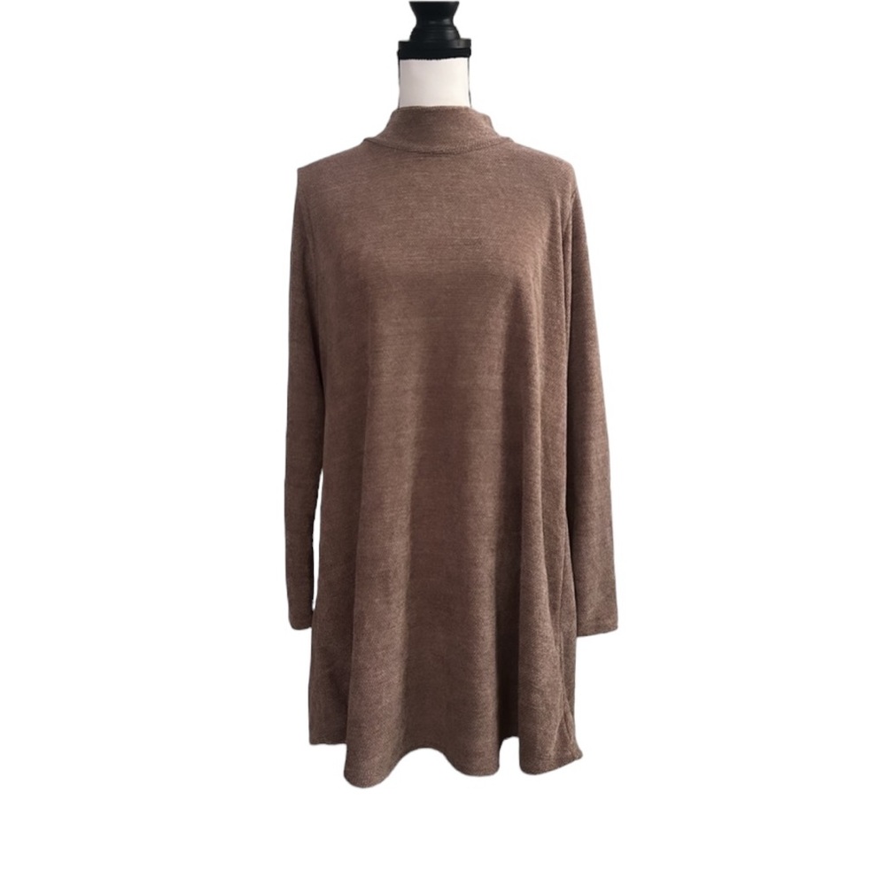 WHITE BIRCH Turtleneck Sweater Dress with Leopard Print Patched Elbows